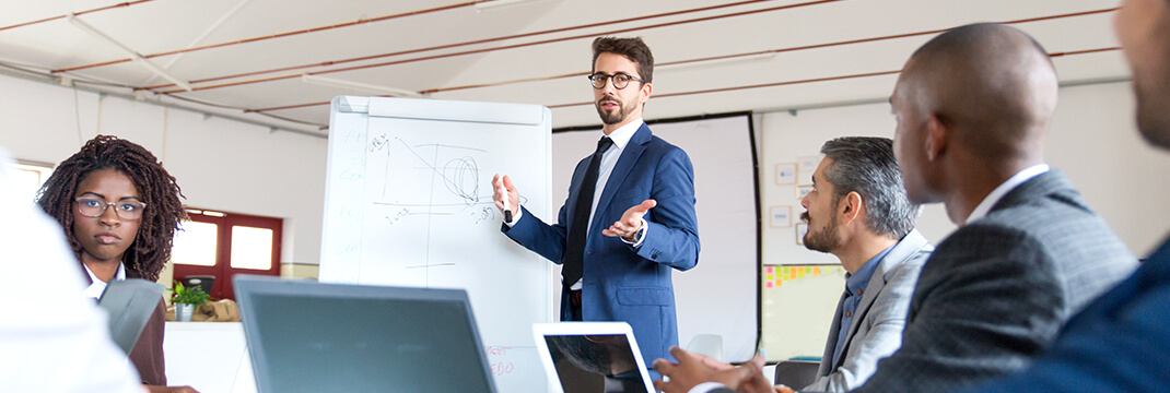 Marketing Mix of the Management Training